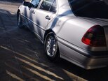 Mercedes E 200-6