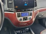 Hyundai Santa Fe-10