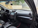 Kia Sorento-12