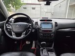 Kia Sorento-13