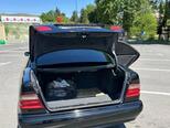 Mercedes E 200-5