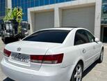 Hyundai Sonata-5