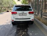Jeep Grand Cherokee-3