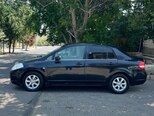 Nissan Tiida-5