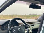 Mercedes E 270-10