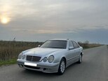Mercedes E 270-8