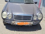 Mercedes E 200-1