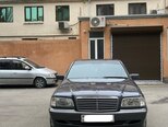 Mercedes C 220-1