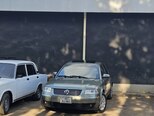Volkswagen Passat-1