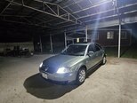 Volkswagen Passat-5