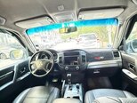 Mitsubishi Pajero-2