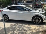 Hyundai Elantra-4