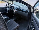 Nissan Tiida-12
