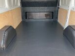 Ford Transit-15