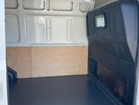 Ford Transit-16