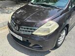 Nissan Tiida-11