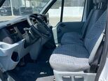 Ford Transit-12