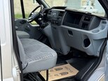 Ford Transit-11