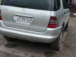Mercedes ML 320-2