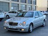 Mercedes E 240-2