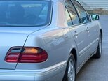 Mercedes E 240-16