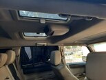 Jeep Commander-7