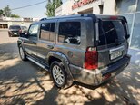 Jeep Commander-9