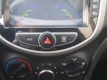 Hyundai Accent-15