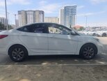 Hyundai Accent-20