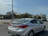 Hyundai Elantra-6