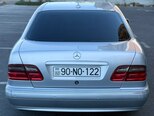 Mercedes E 280-12