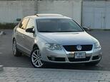 Volkswagen Passat-1