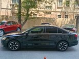 Volkswagen Jetta-3