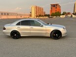 Mercedes E 220-2