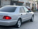 Mercedes E 200-5