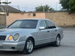 Mercedes E 200-10