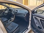 Hyundai Elantra-8