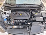 Hyundai Elantra-15