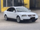 Volkswagen Passat-1