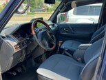 Mitsubishi Pajero-6