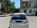 Toyota Prius-2