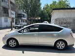 Toyota Prius-4