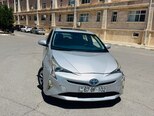 Toyota Prius-2