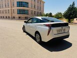 Toyota Prius-4