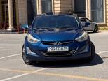 Hyundai Elantra-1