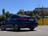 Hyundai Elantra-4