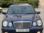 Mercedes E 230-4