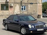 Mercedes E 230-12