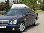 Mercedes E 230-11