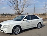 Hyundai Sonata-4